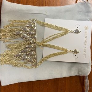 Brand new! Gold Mandy Kendra Scott earrings